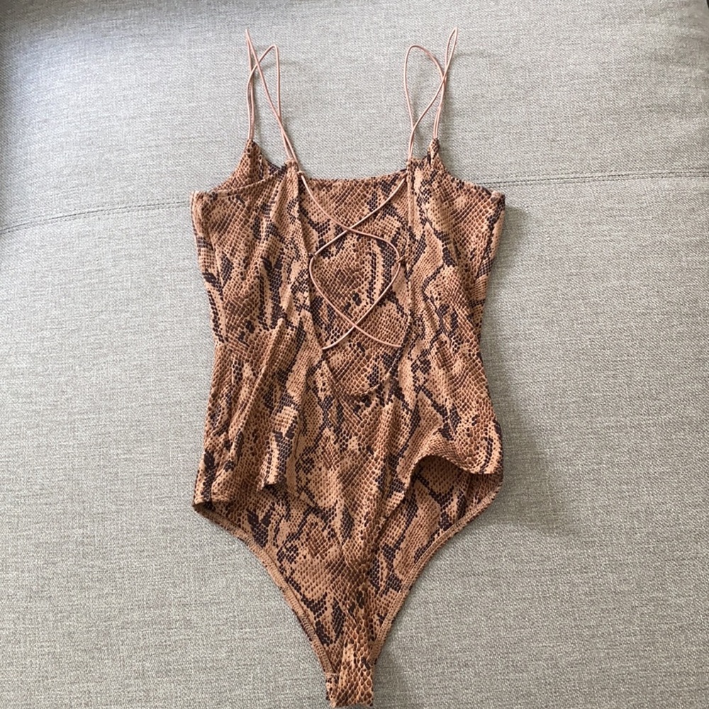 Express bodysuit - Picture 2 of 2